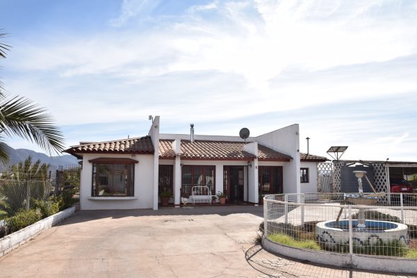 Casa Camino a Recoleta - Ovalle